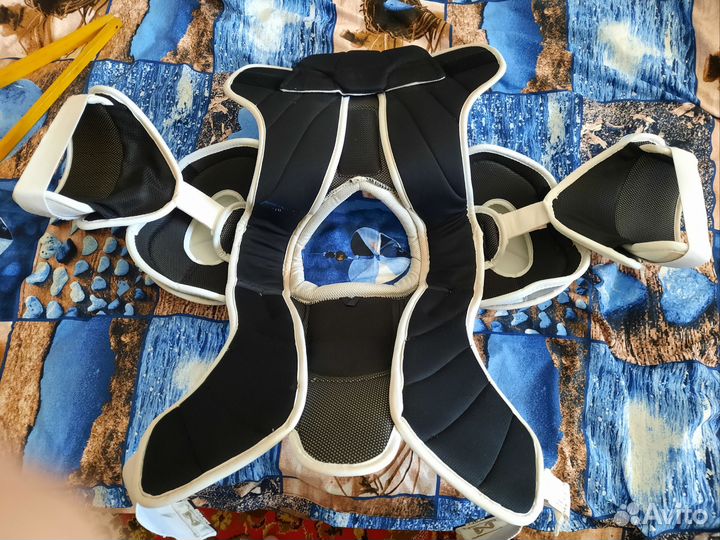 Нагрудник хоккейный бауер нексус 1000 SR М