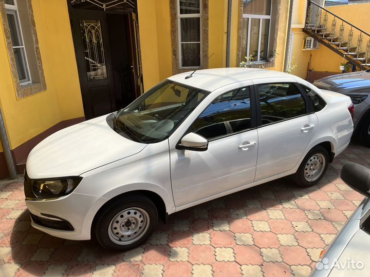 LADA Granta 1.6 МТ, 2024, 100 км