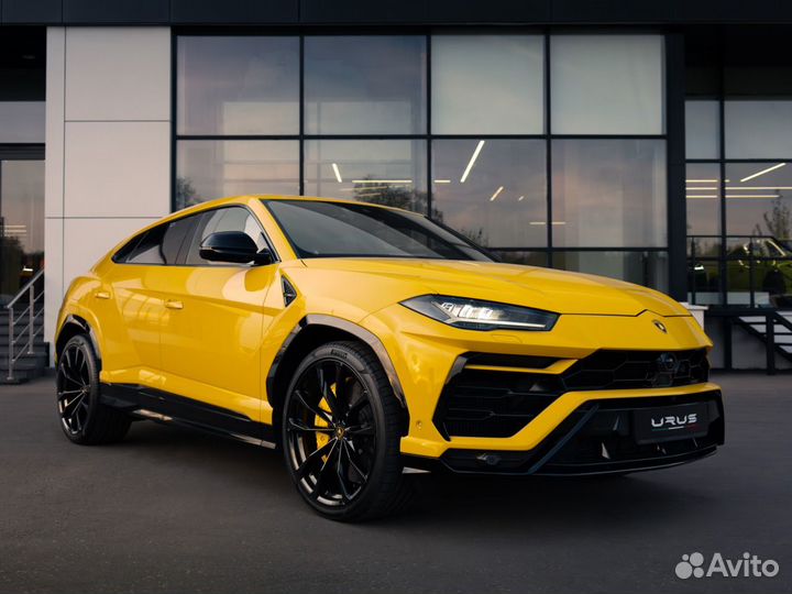 Lamborghini Urus 4.0 AT, 2022