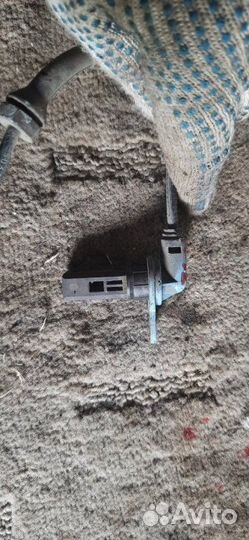 Датчик abs задний правый Nissan Primera TNP12