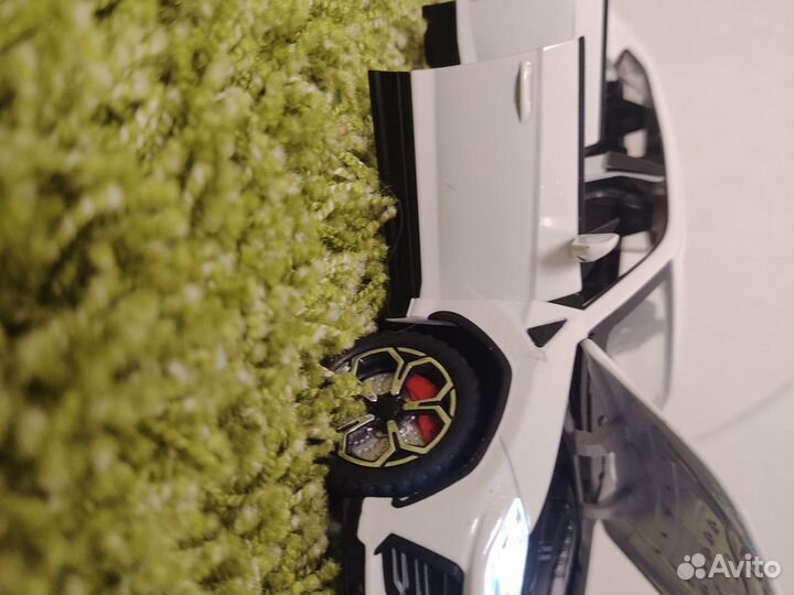 Машинка игрушка новая