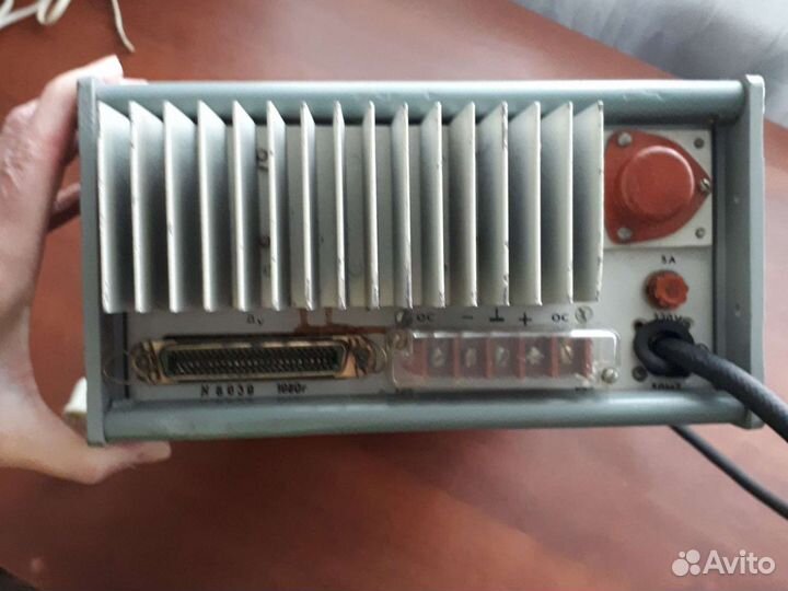 Источник питания