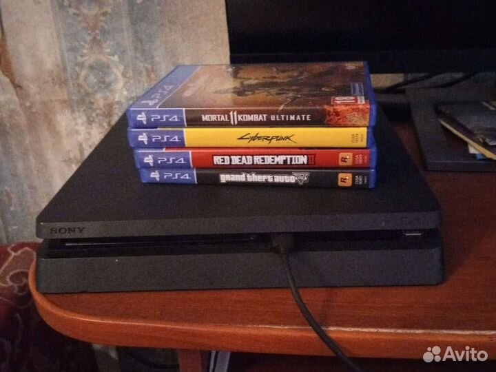 Sony PS4 slim 1tb