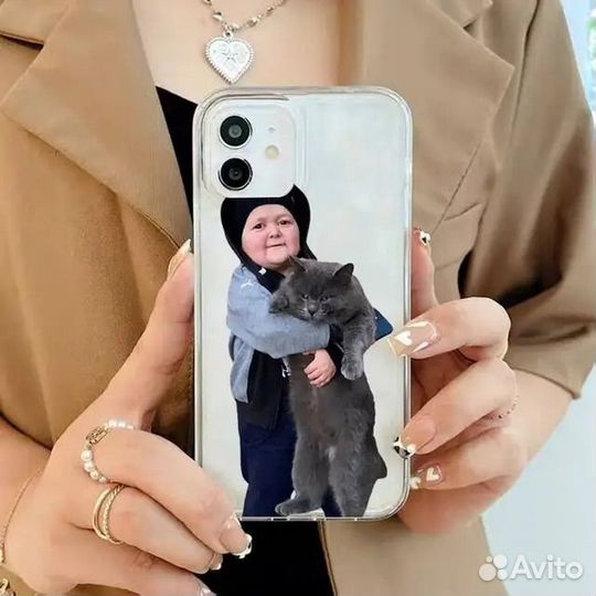 Чехол на телефон с Хазбиком (айфон)