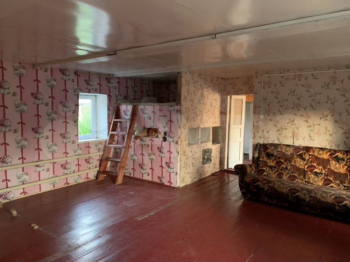 Дом 48 м² на участке 32 сот.