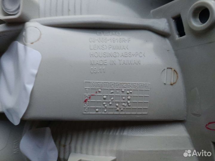 Задний правый фонарь Skoda Superb