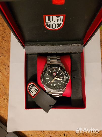 Часы мужские Luminox Pacific Diver 3120 XS.3122