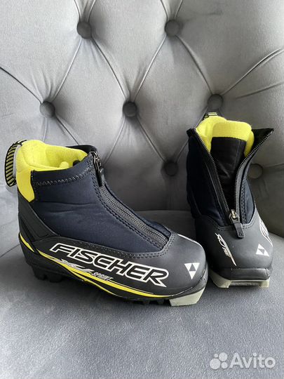 Лыжные ботинки fischer детские 29 размер