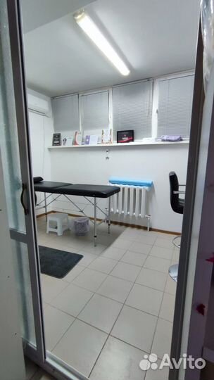 Место на аренду для шугарист, массажист, перманент
