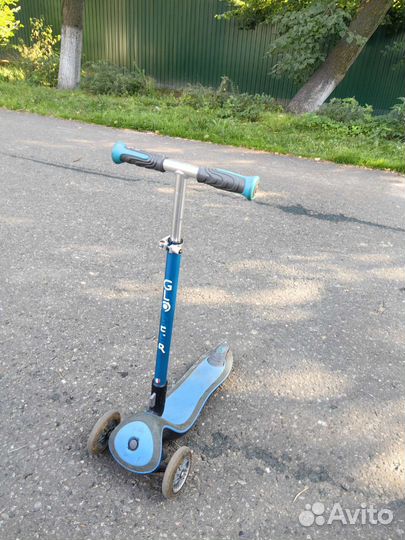 Самокат Самокат Globber Primo Plus Color Lights