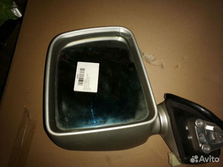 Зеркало Toyota Harrier правое