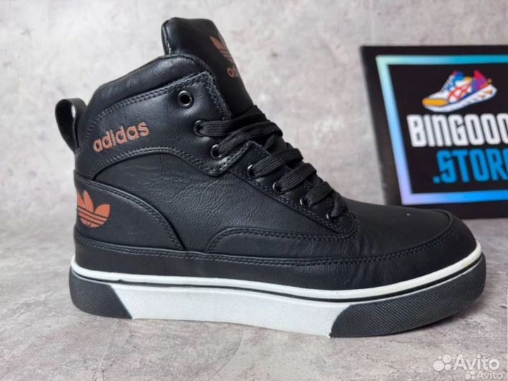 Ботинки Adidas с мехом