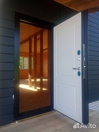 Двери межкомнатные деревянные