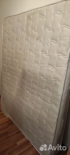 Матрас 160х200 бу