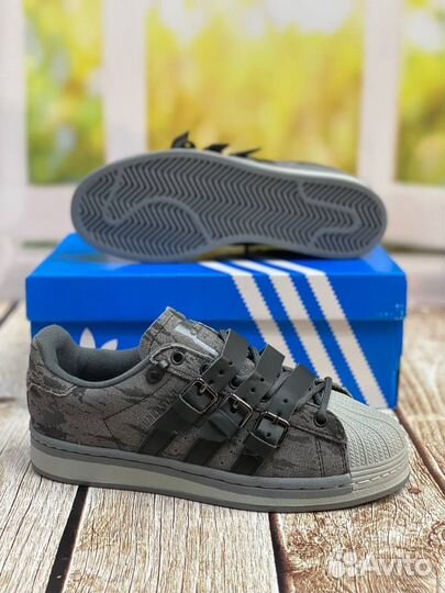 Кроссовки женские Adidas Superstar