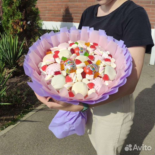 Сладкий букет. Зефирный с Киндер