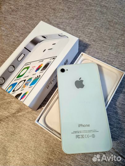 iPhone 4S, 16 ГБ