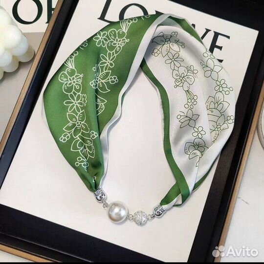 Ожерелье из шелкового шарфа на магнитной застёжке