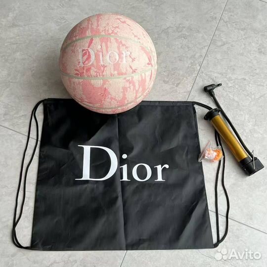 Баскетбольный мяч Dior