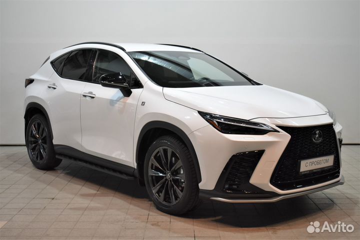 Lexus NX, 2021