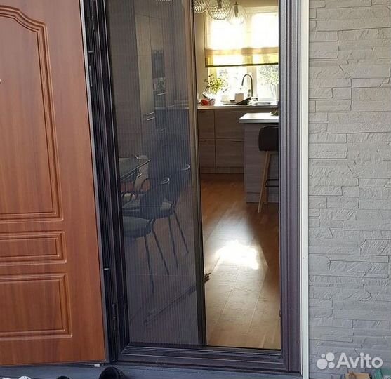 Москитные сетки плиссе на окна и двери