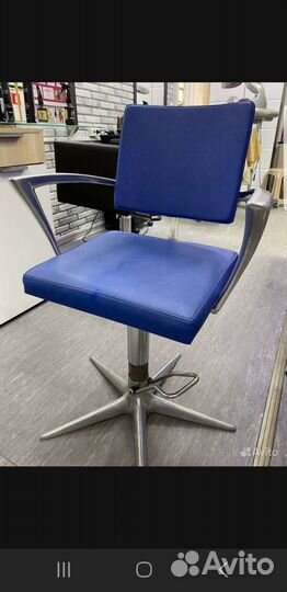 Парикмахерское кресло бу