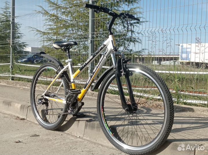 Спортивный велосипед Stels Miss 5000