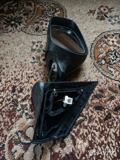 Зеркало заднего вида на Hyundai Solaris