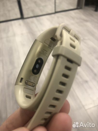 Смарт часы huawei band 3 pro