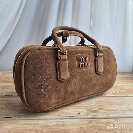 Сумка женская с ручками Miu Miu