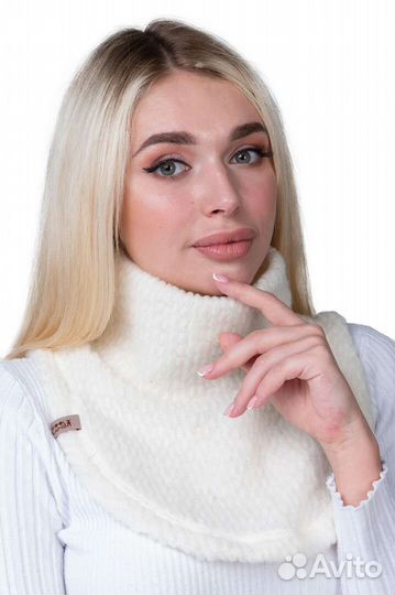 Набор шапка и манишка