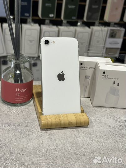 iPhone SE (2020), 64 ГБ