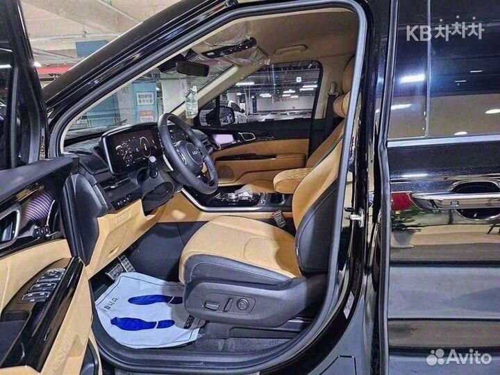 Kia Carnival 2.2 AT, 2022, битый, 35 000 км