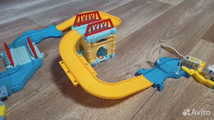 Игрушки Гоночный Трек