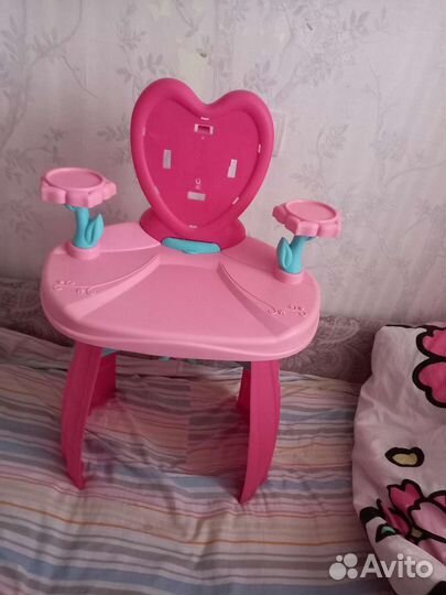 Детский столик