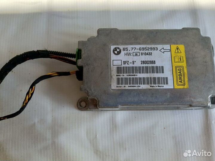 Блок управления airbag Bmw E60