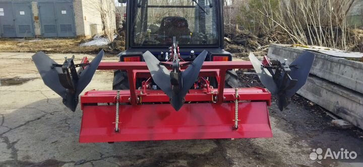 Вспашка земли мини трактором