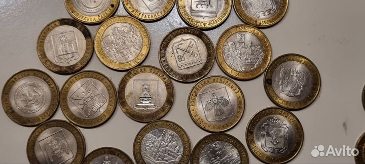 162 штук юбилейные монеты по 10рублей редкие