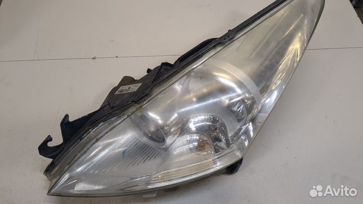 Фара (передняя) Peugeot 3008, 2012
