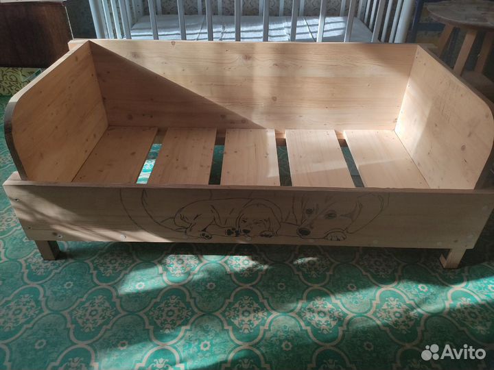 Кроватка для крупной собаки