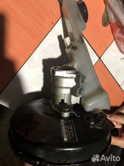 Гтц главный тормозной цилиндр на Mazda