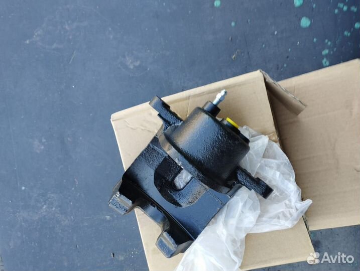 Суппорт передний левый Lifan Solano