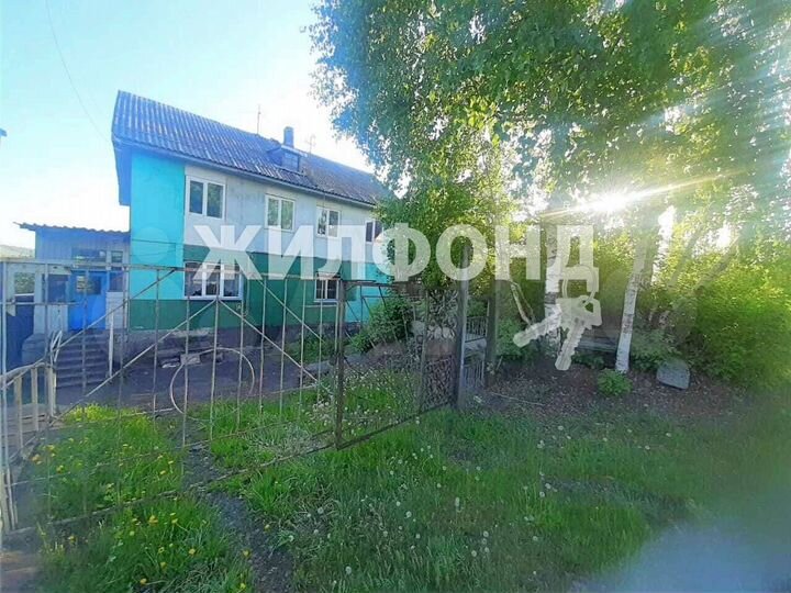 Дом 218,6 м² на участке 14 сот.