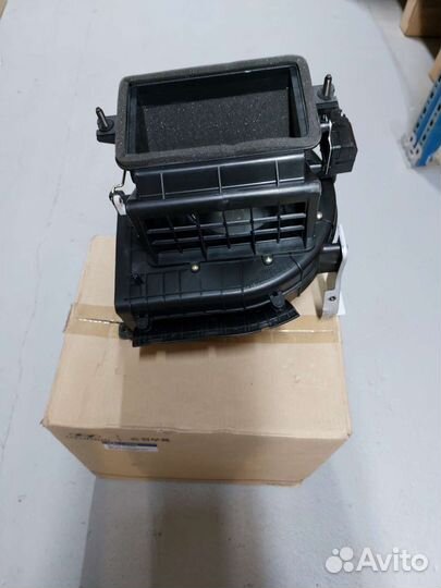 Вентилятор печки Hyundai HD 120/160/170 новый