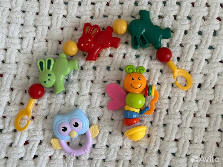 Игрушка погремушка на коляску