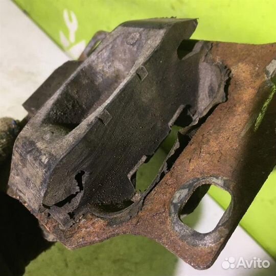 Опора кпп Форд Фокус 1