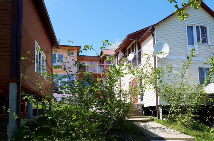 Дом 320 м² на участке 6,5 сот.