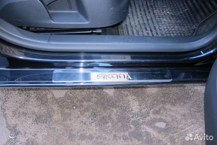 Накладки на пороги Skoda