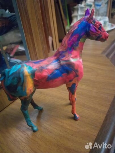 Статуэтка лошади