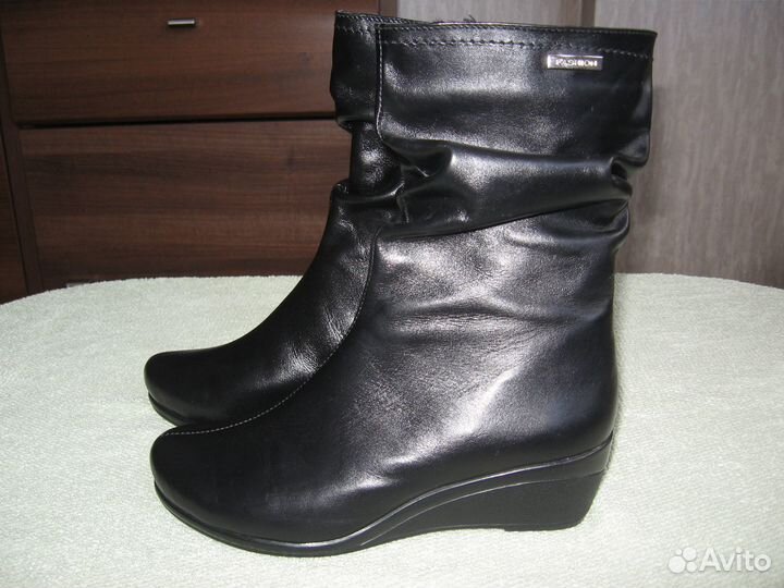 Новые Сапоги кожаные Туфли демисезонные Тапки пляж